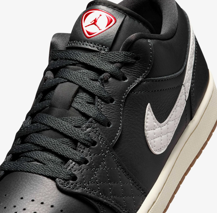 Jordan Low-Top Sneakers – Black & White Quilted Detail