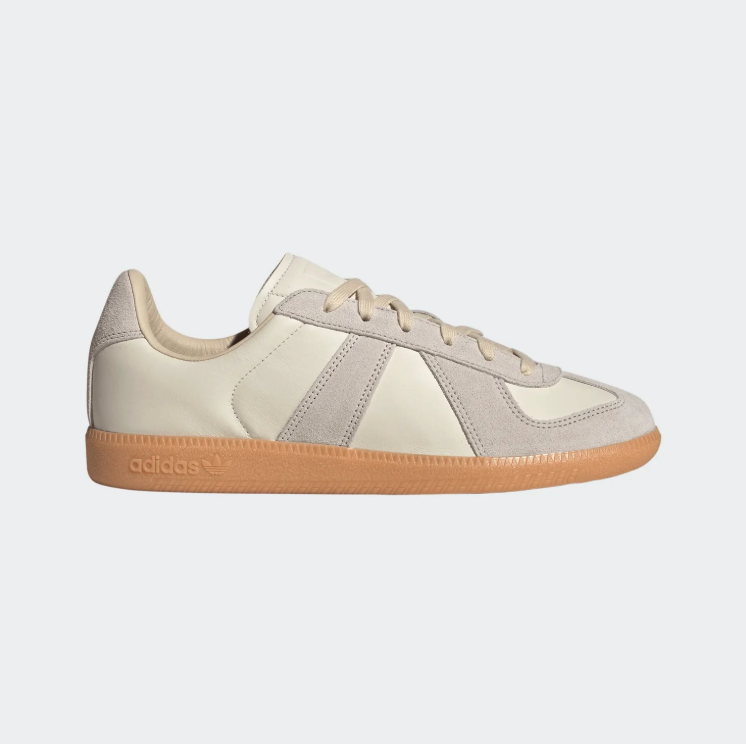 adidas Low-Top Sneakers – Cream, Light Gray & Gum