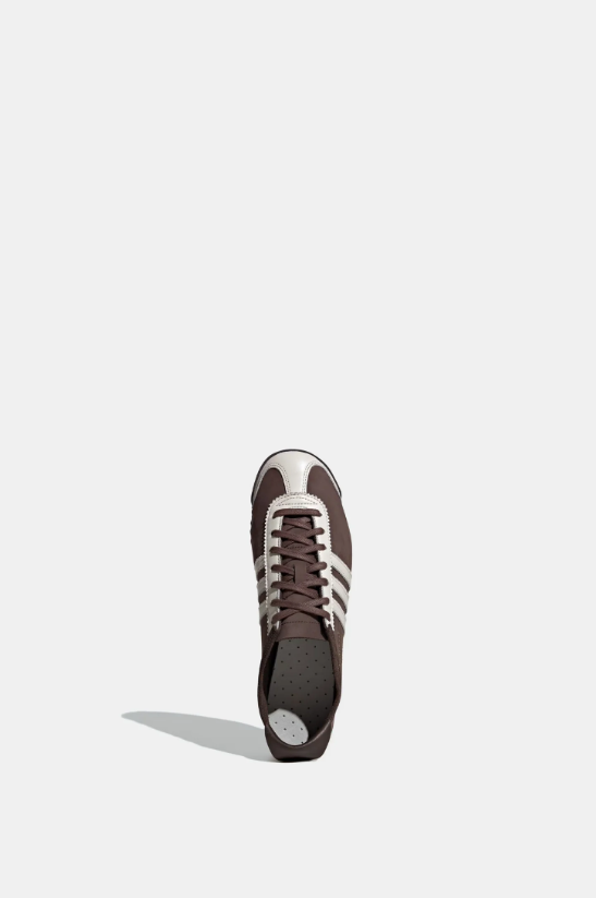 adidas Low-Top Sneakers – Dark Brown & Cream