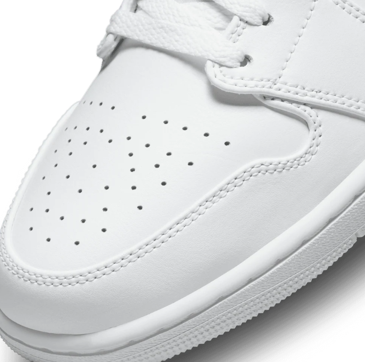 Jordan Low-Top Sneakers – All White