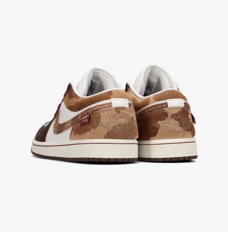 Jordan Low-Top Sneakers – Brown & White