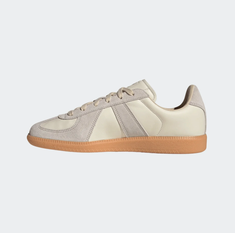 adidas Low-Top Sneakers – Cream, Light Gray & Gum
