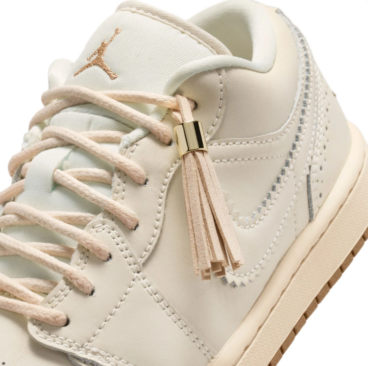 Jordan Low-Top Sneakers – Cream & Gum with Tassel Detail