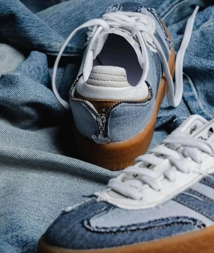 adidas Low-Top Sneakers – Blue Denim & Gum