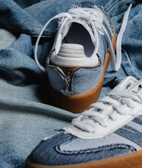 adidas Low-Top Sneakers – Blue Denim & Gum