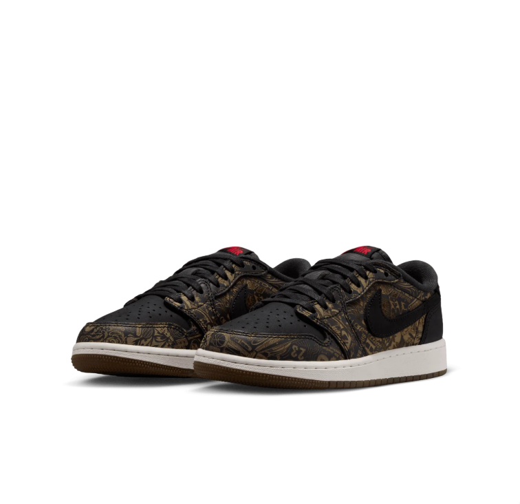 Air Jordan Low-Top Sneakers – Black & Gold Graphic Print