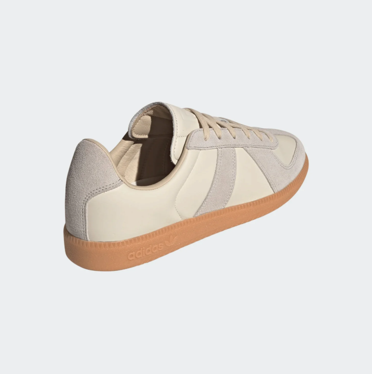 adidas Low-Top Sneakers – Cream, Light Gray & Gum