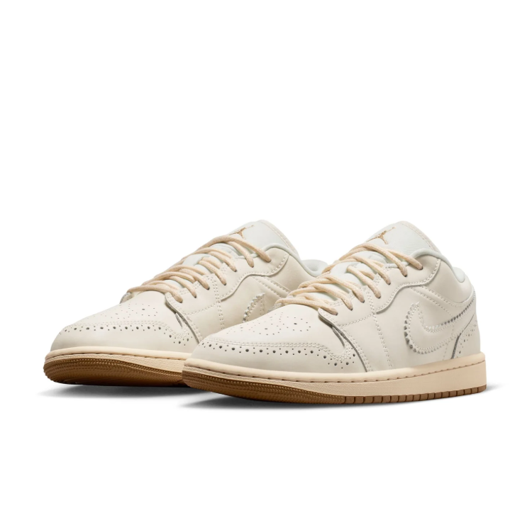 Jordan Low-Top Sneakers – Cream & Gum with Tassel Detail