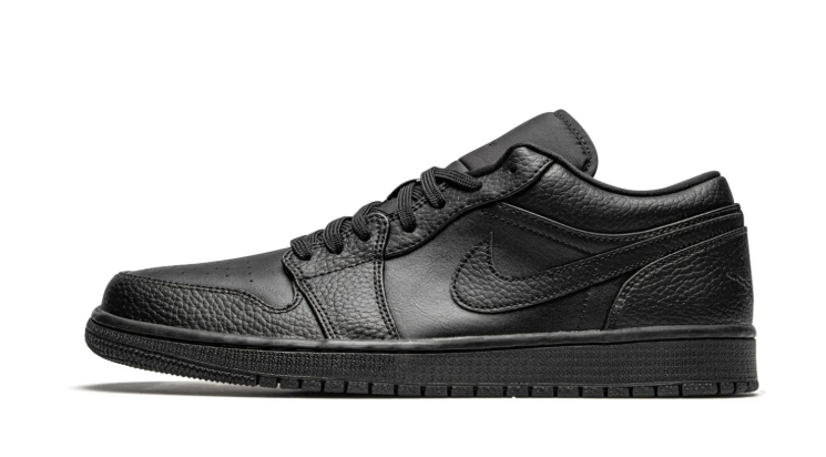 Jordan Low-Top Sneakers – All Black Textured Detail