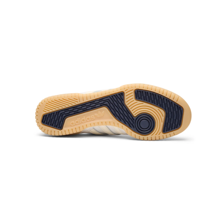 adidas Low-Top Sneakers – Off-White, Cream & Gum